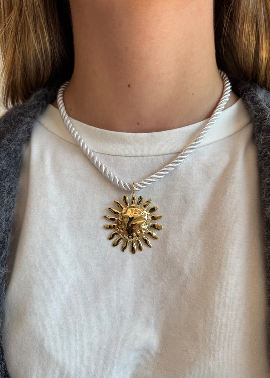 Collier Sun