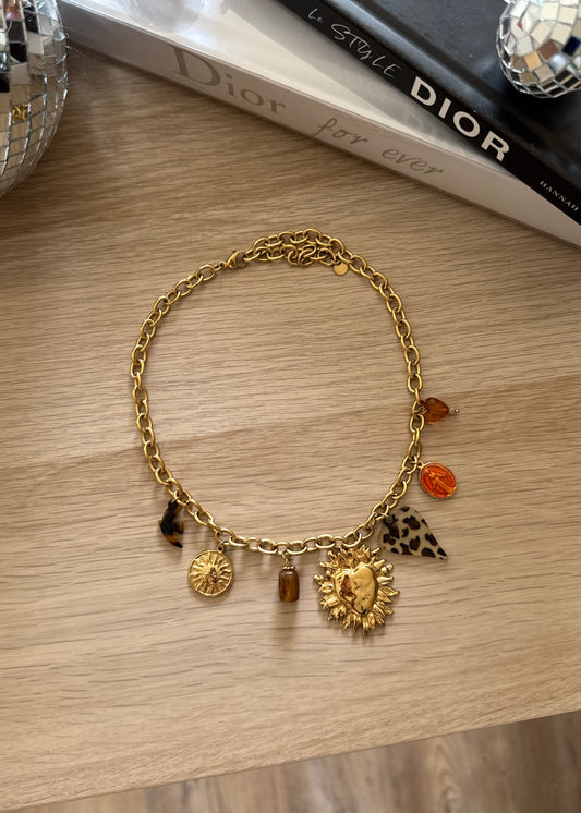 Collier Solara